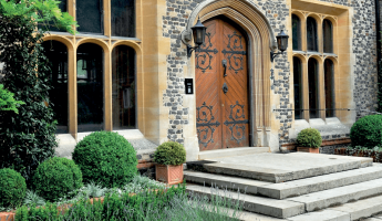 Albury Manor Grand Entrance